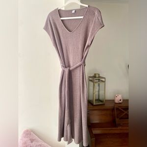 Old Navy Tie-Belt Knit Midi Dress